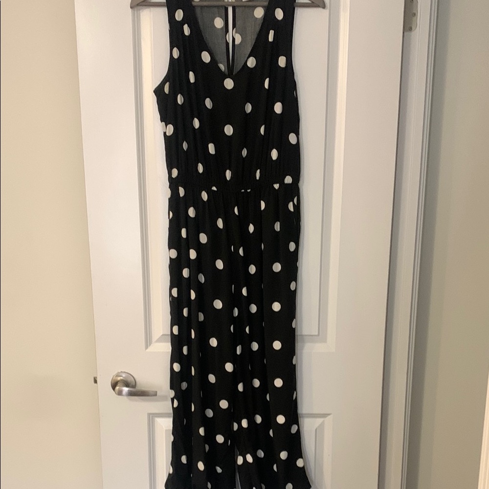 Cute Black and White Polka Dot Sleeveless V-Neck Wide Leg Romoer